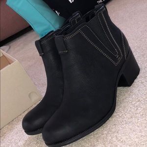 maypearl daisy clarks